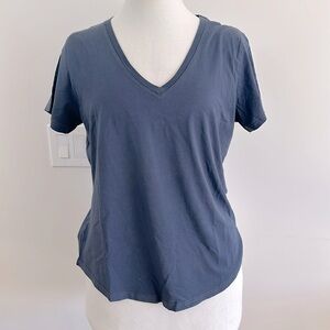 Guideboat Co. Reliance Garments V-Neck Tee M